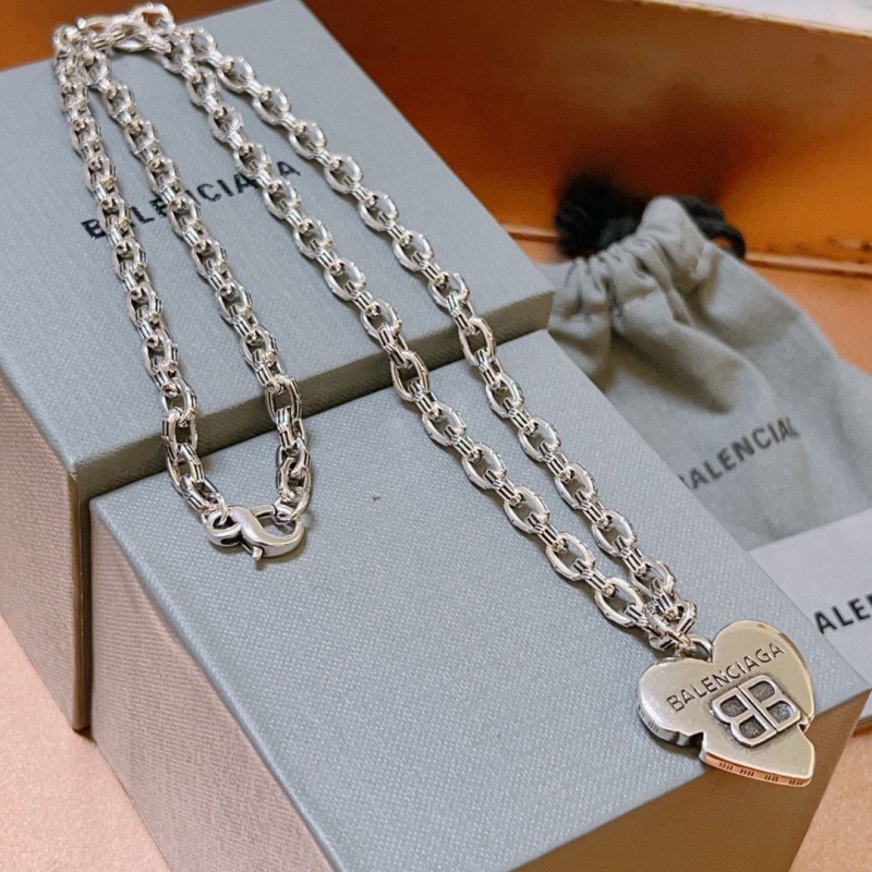 Ba1en*iaga necklaces